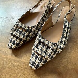 Stylish Houndstooth Slingback Flats